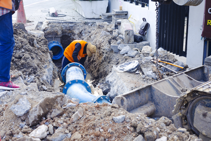 How Sewer Line Repair Helps Prevent Water Contamination Risks