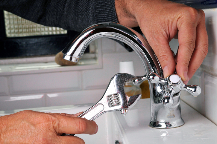 The Importance of Faucet Repair Services for Kitchen Plumbing