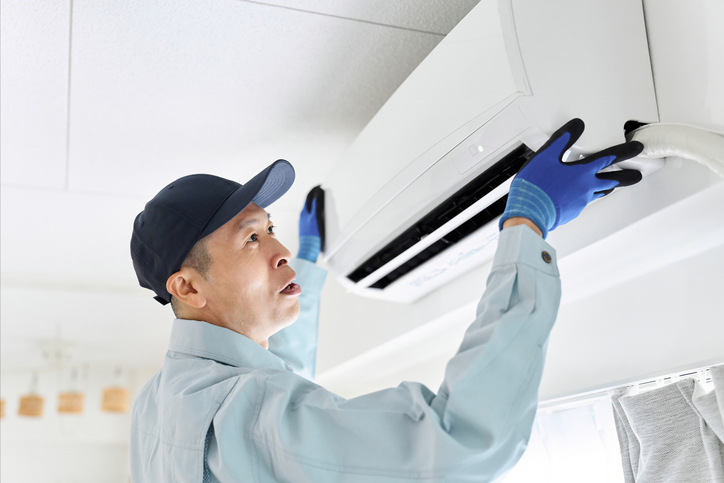 Is AC Replacement in Fredericksburg Worth It for Older Homes